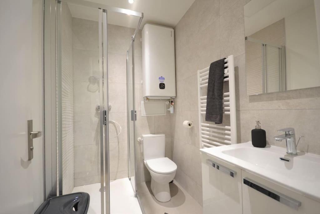 Studio en résidence privée à Villeurbanne Exterior foto