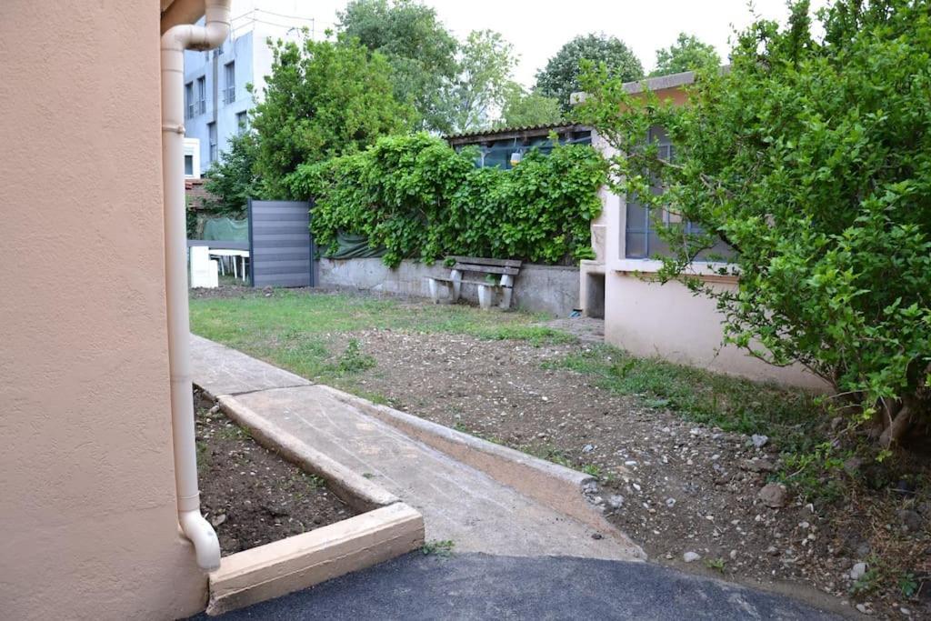 Studio en résidence privée à Villeurbanne Exterior foto